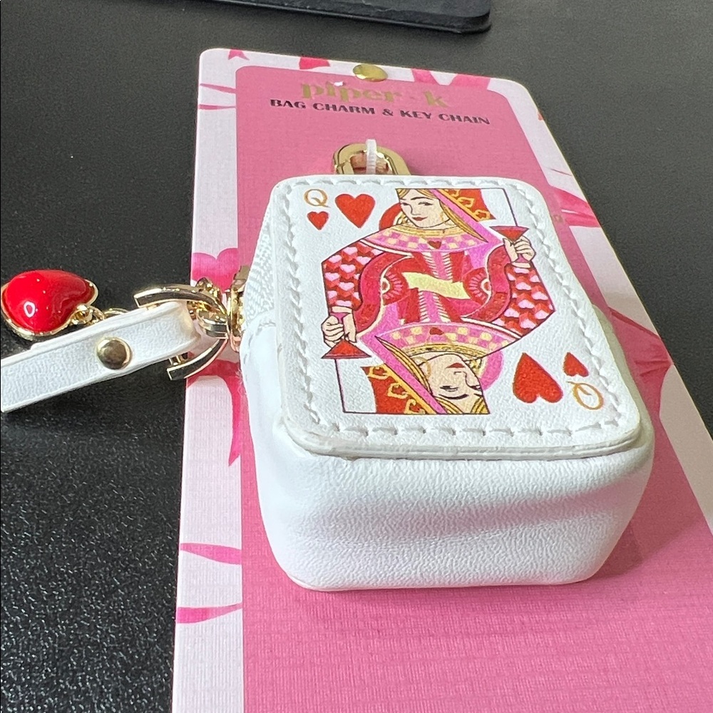 Piper K | Queen Of Hearts ♥️🃏 Zipper Pouch Bag Charm - Picture 5 of 9
